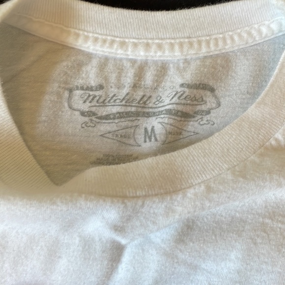 Mens Raptors Logo T-Shirt - Picture 2 of 2